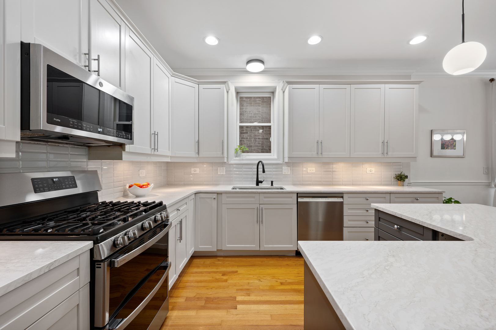 3806 N Damen Avenue Unit: 1