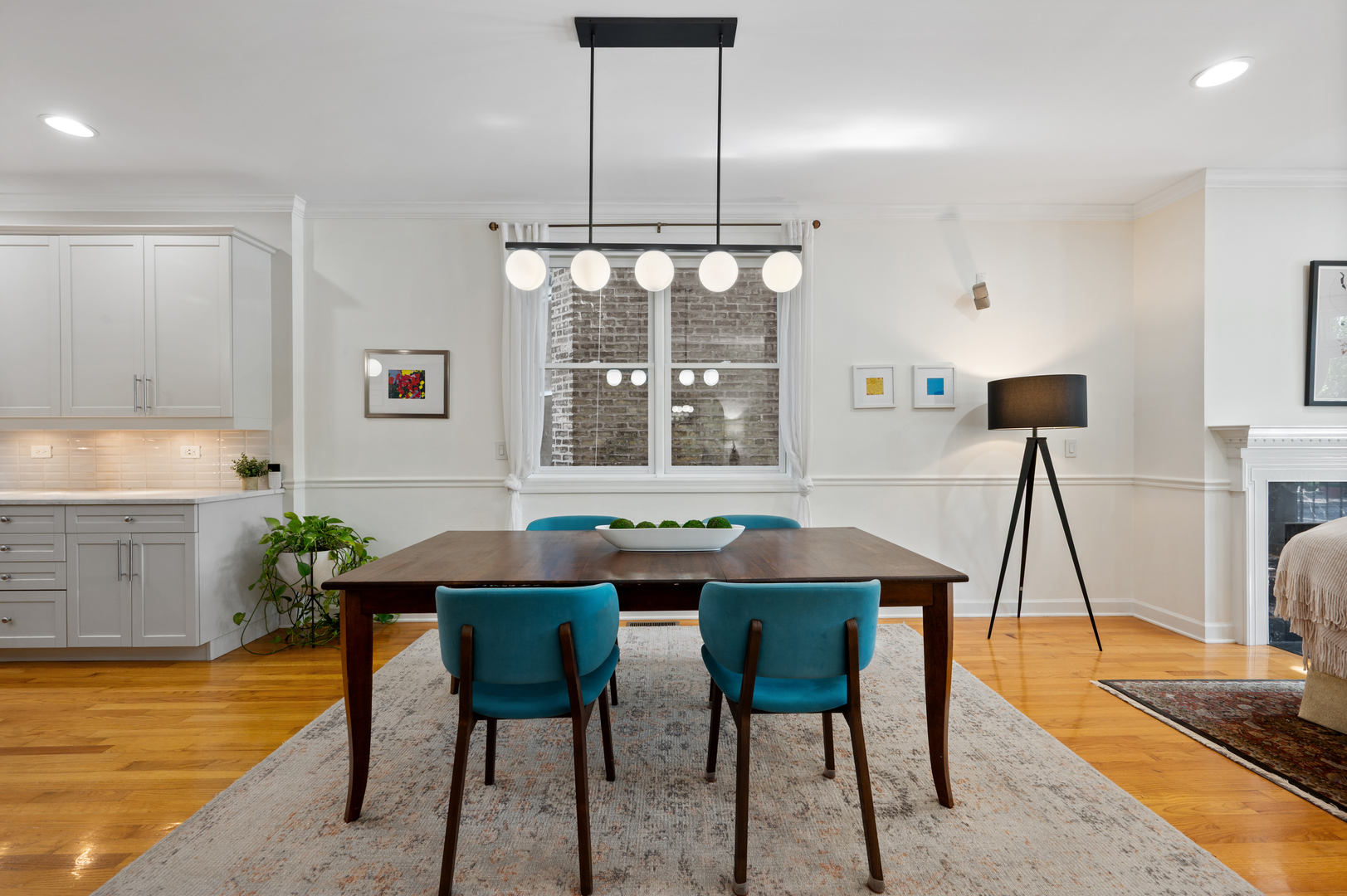 3806 N Damen Avenue Unit: 1