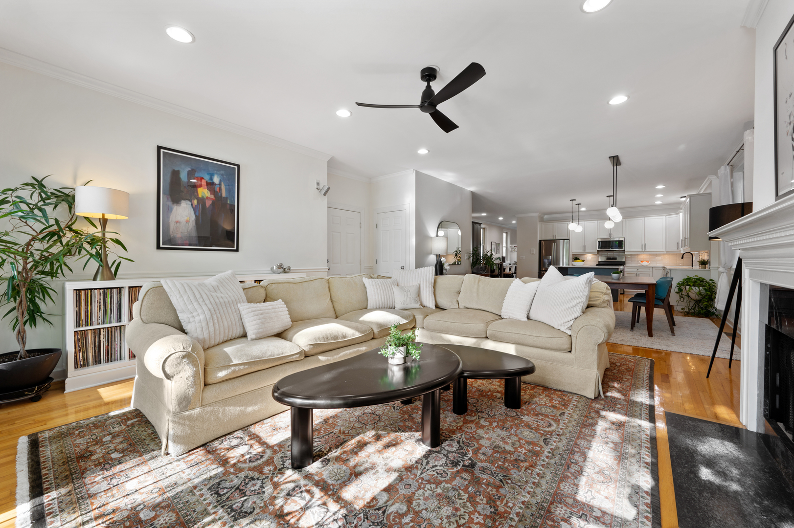 3806 N Damen Avenue Unit: 1