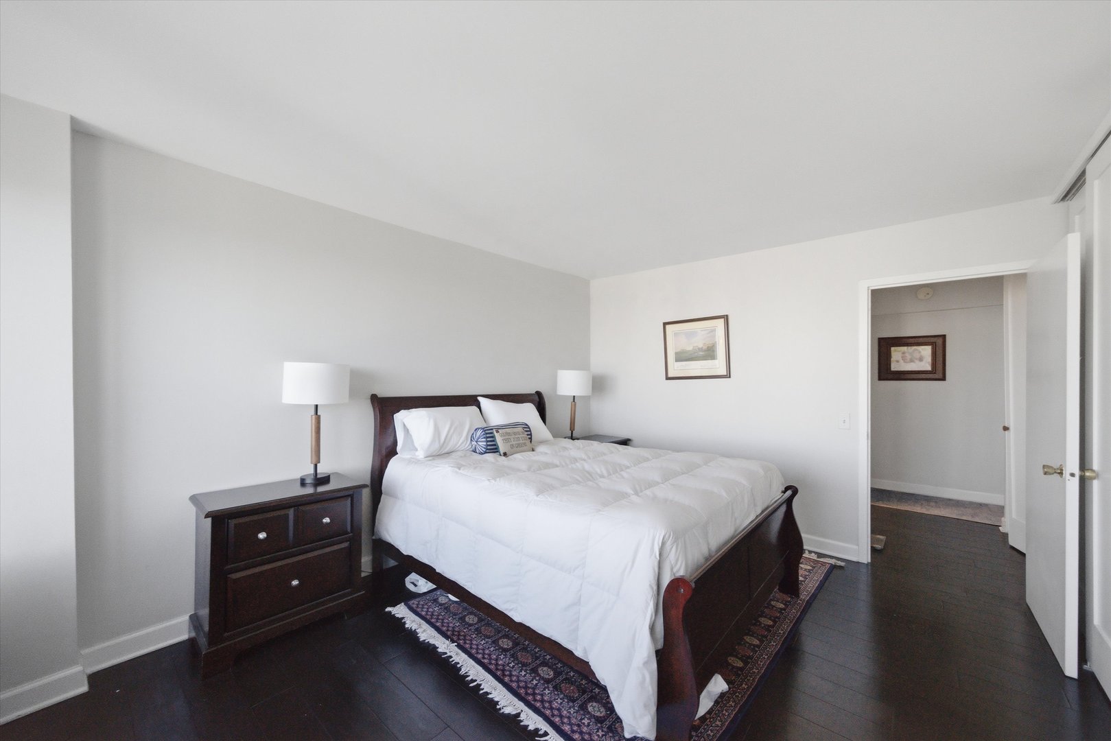 1560 N SANDBURG Terrace Unit: 2708J