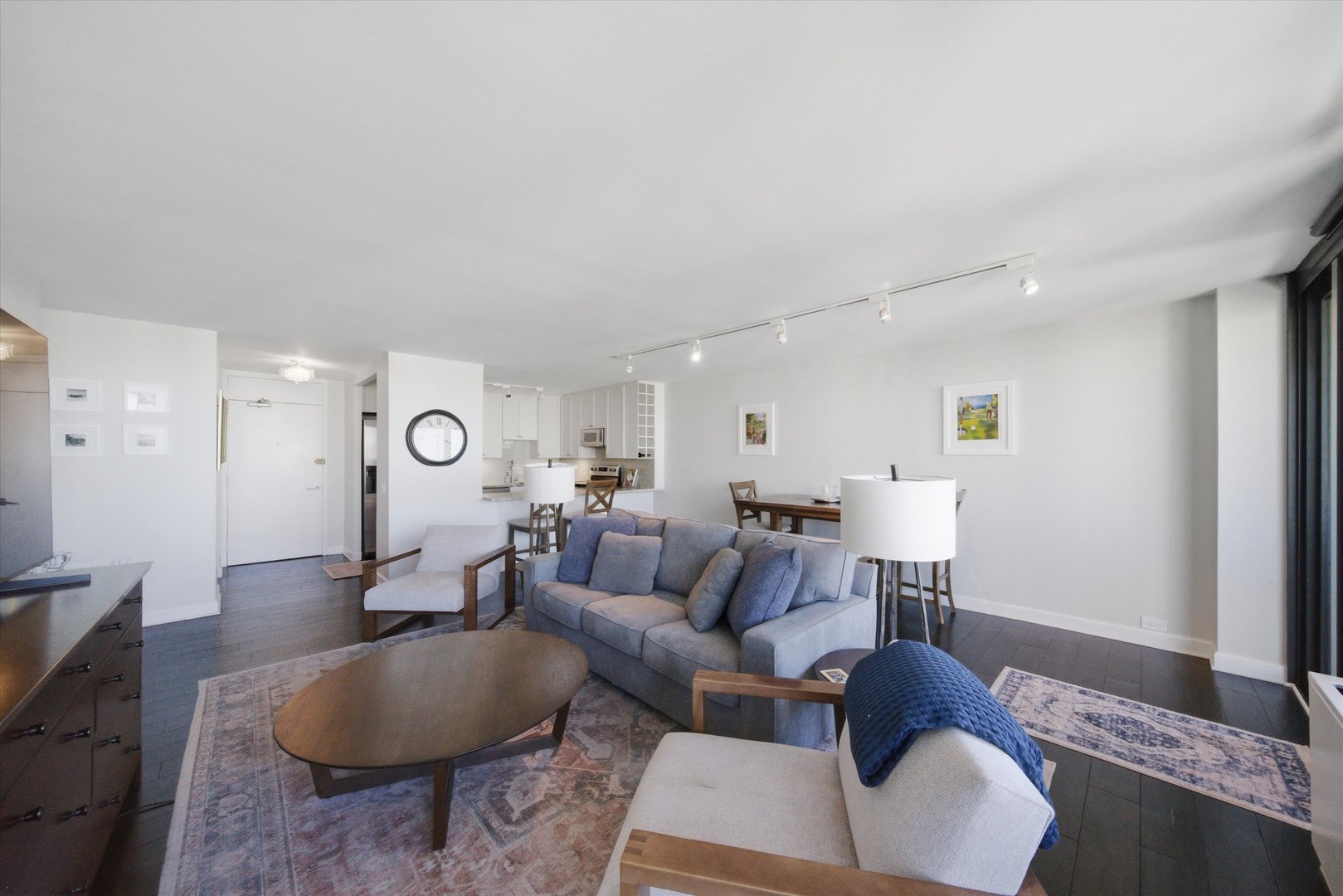 1560 N SANDBURG Terrace Unit: 2708J