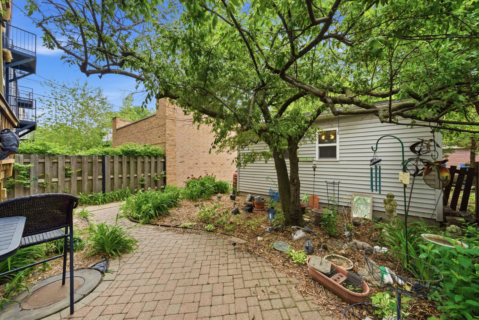 1341 W Eddy Street