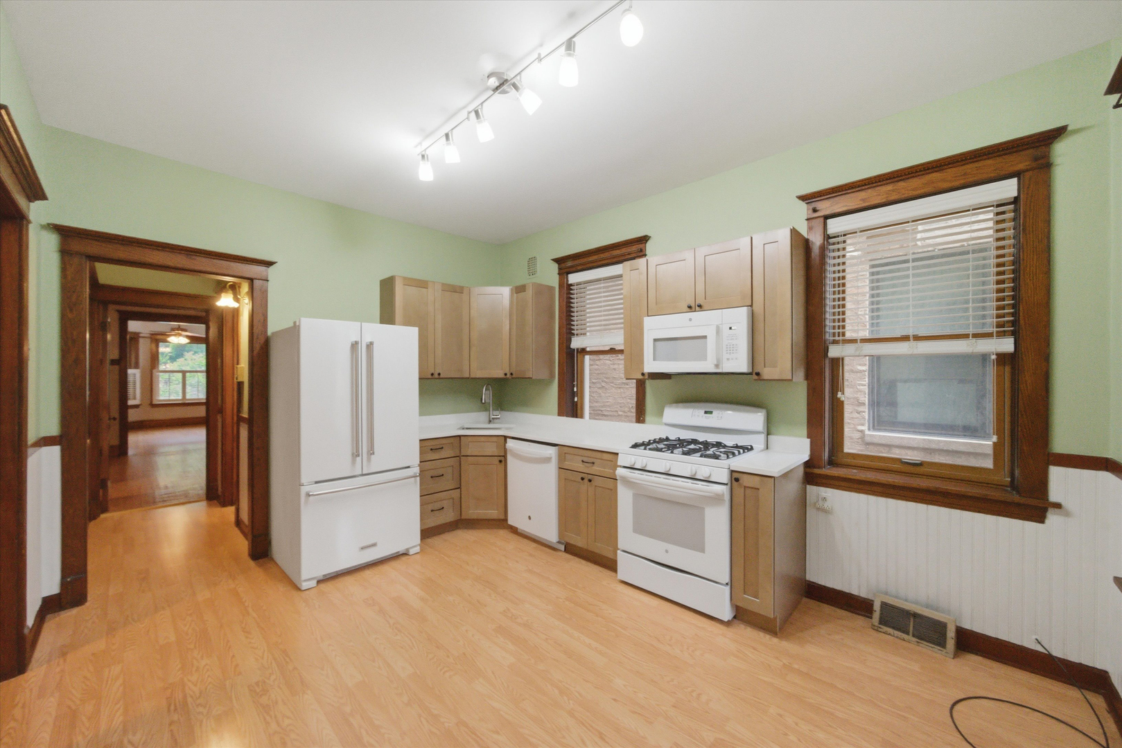 1341 W Eddy Street