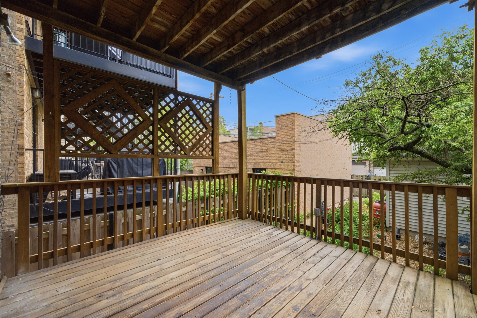 1341 W Eddy Street