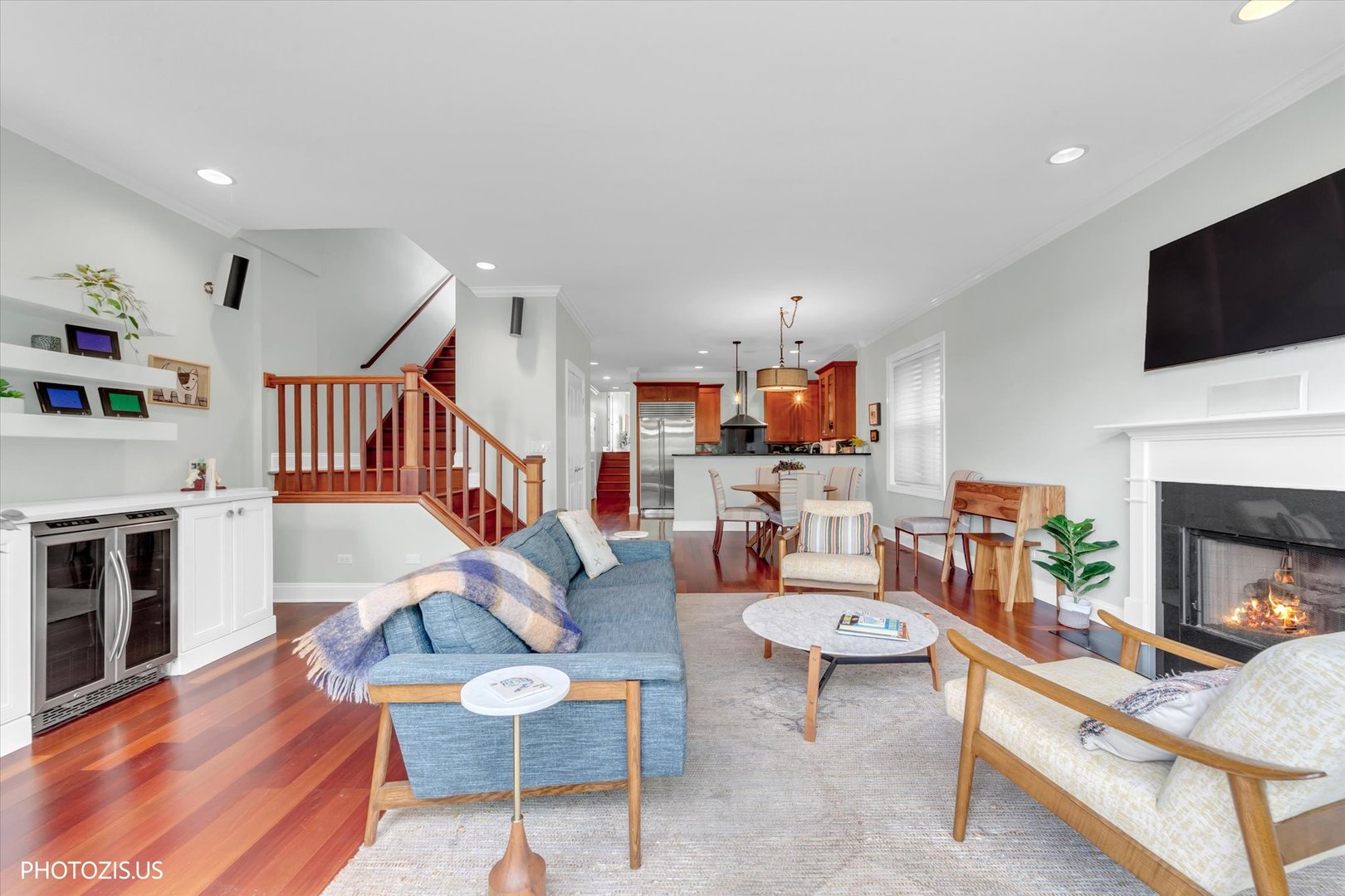 2914 N Sheffield Avenue Unit: 4N
