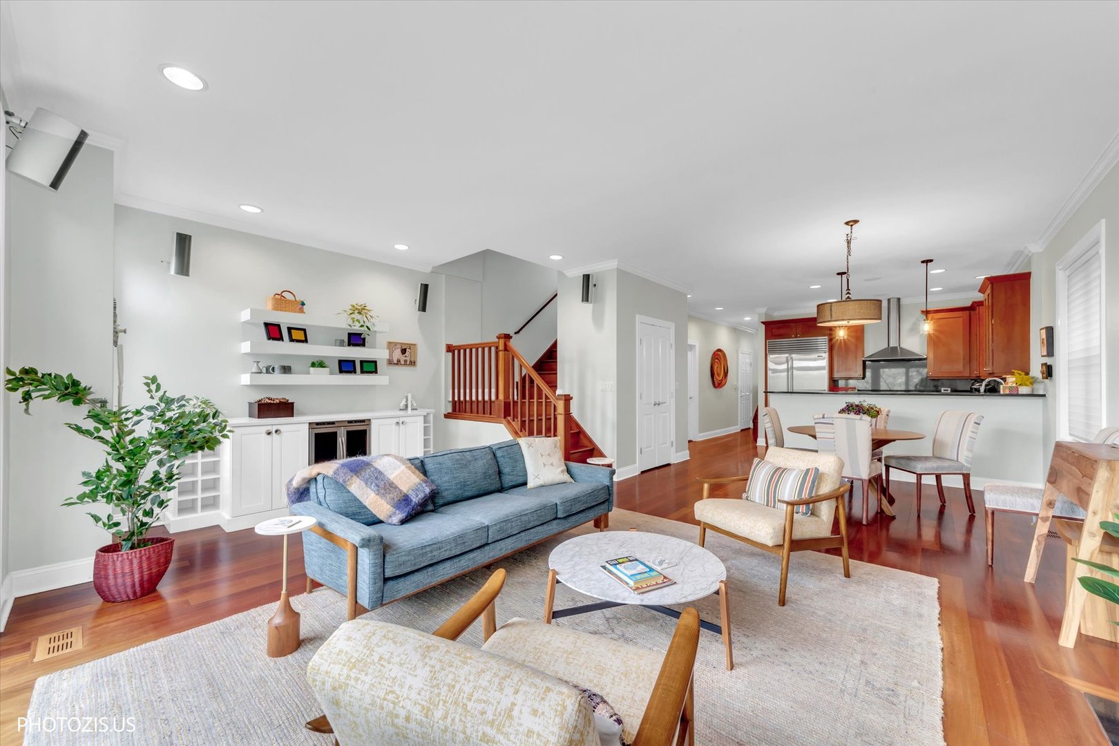 2914 N Sheffield Avenue Unit: 4N