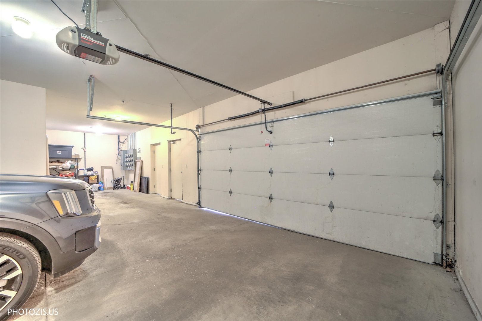 2914 N Sheffield Avenue Unit: 4N