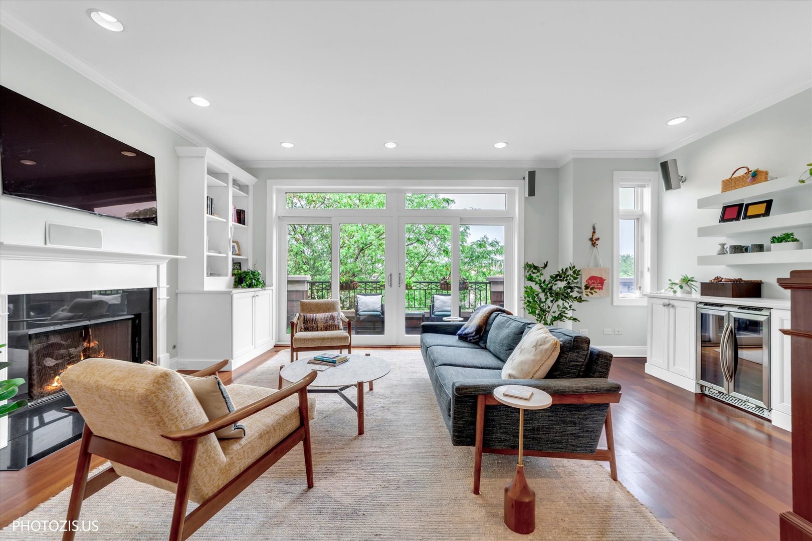 2914 N Sheffield Avenue Unit: 4N