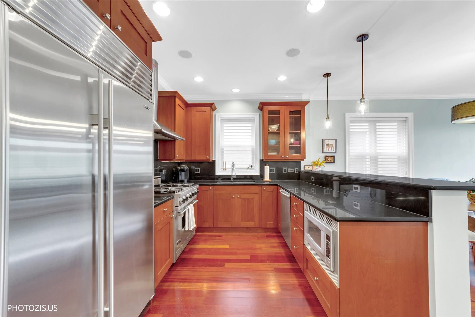 2914 N Sheffield Avenue Unit: 4N