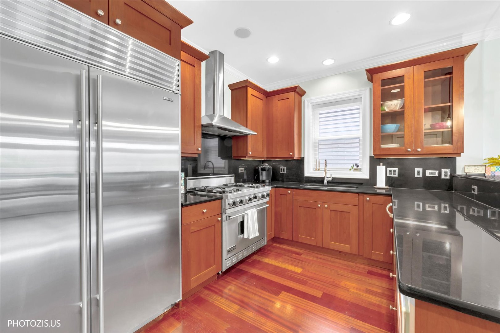 2914 N Sheffield Avenue Unit: 4N