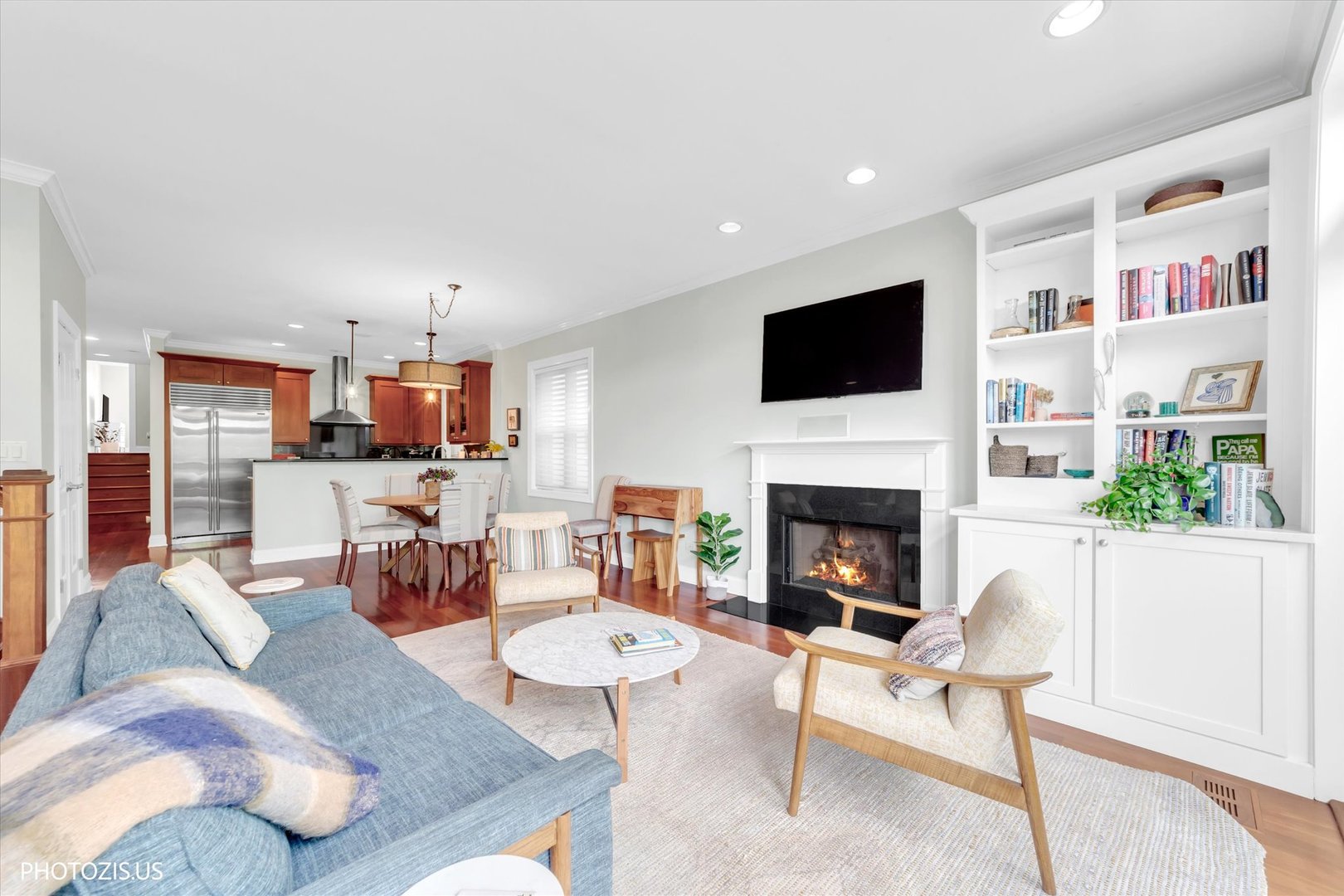 2914 N Sheffield Avenue Unit: 4N