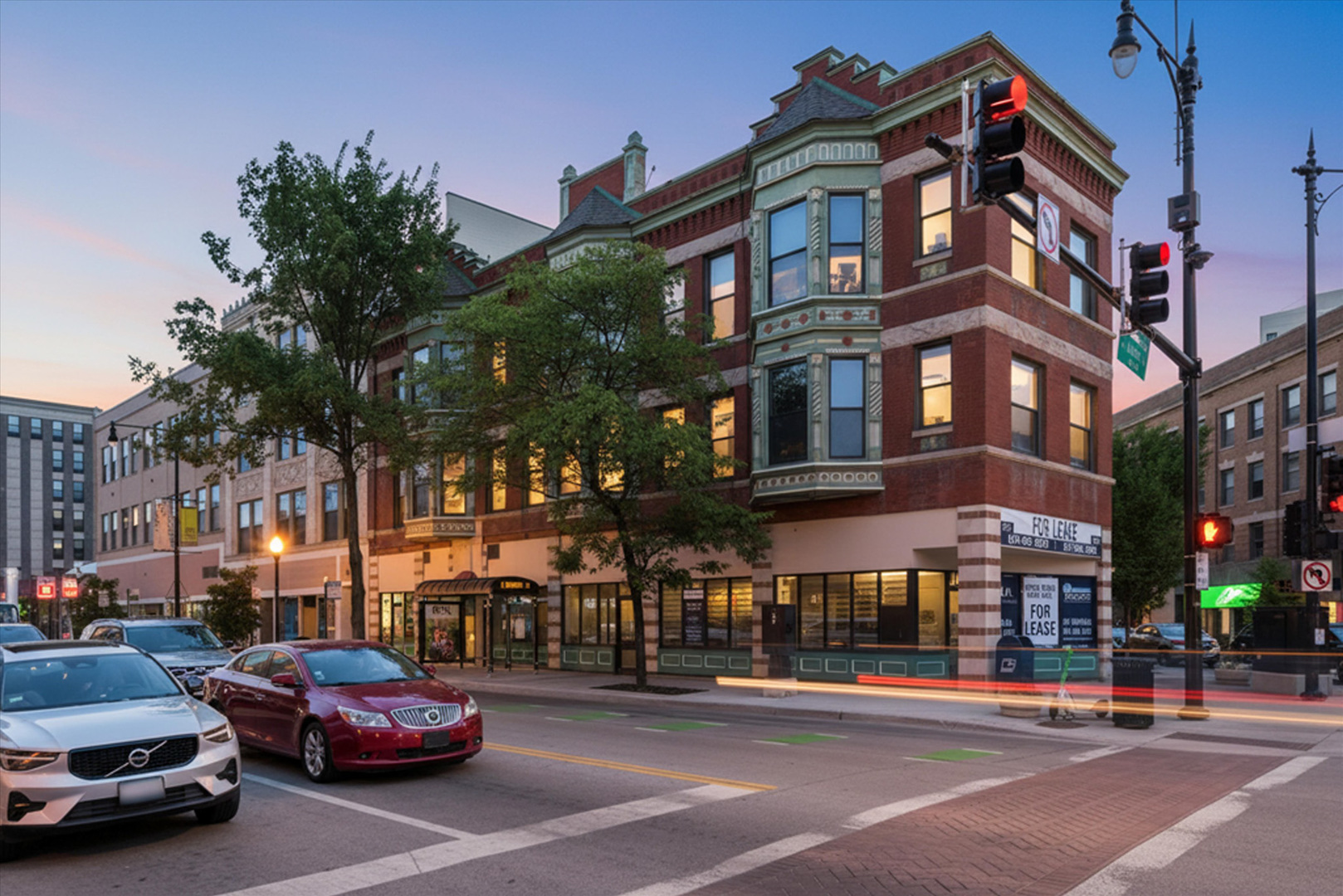 3175 N Lincoln Avenue Unit: 302