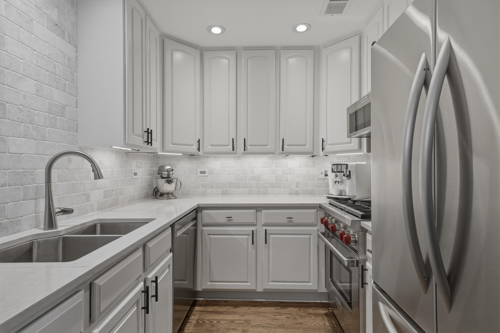 2234 N Racine Avenue Unit: 1S