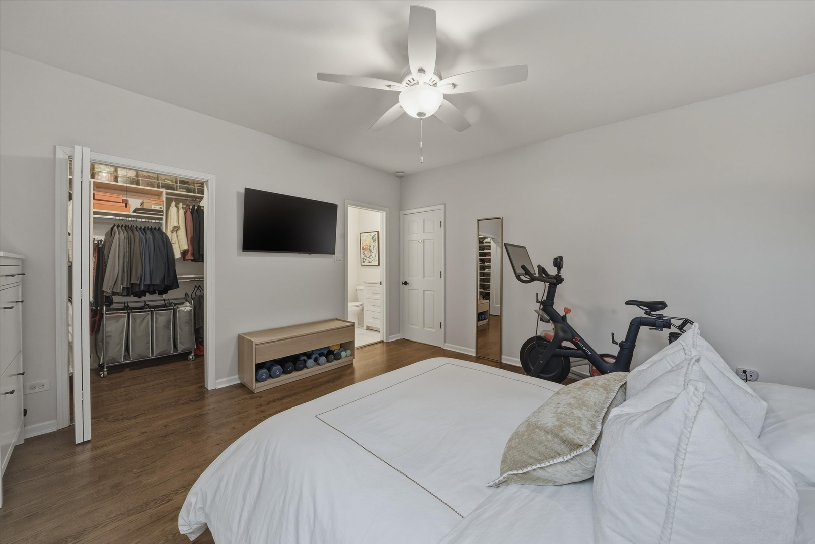 2234 N Racine Avenue Unit: 1S