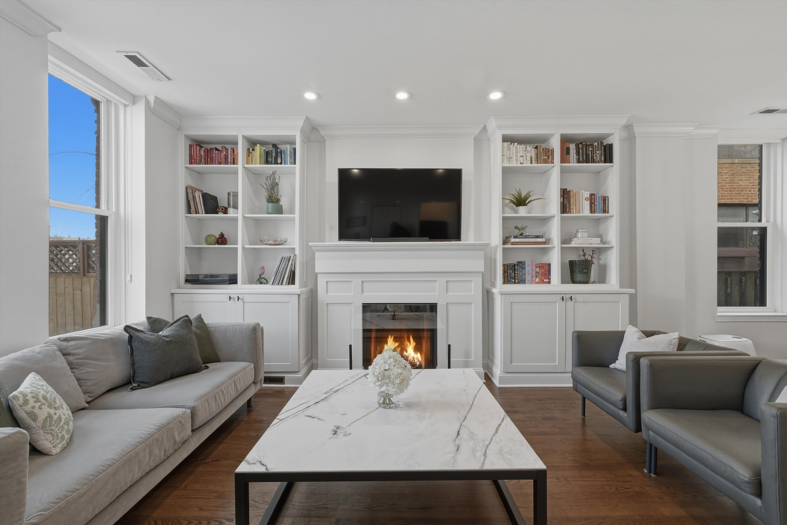 2234 N Racine Avenue Unit: 1S