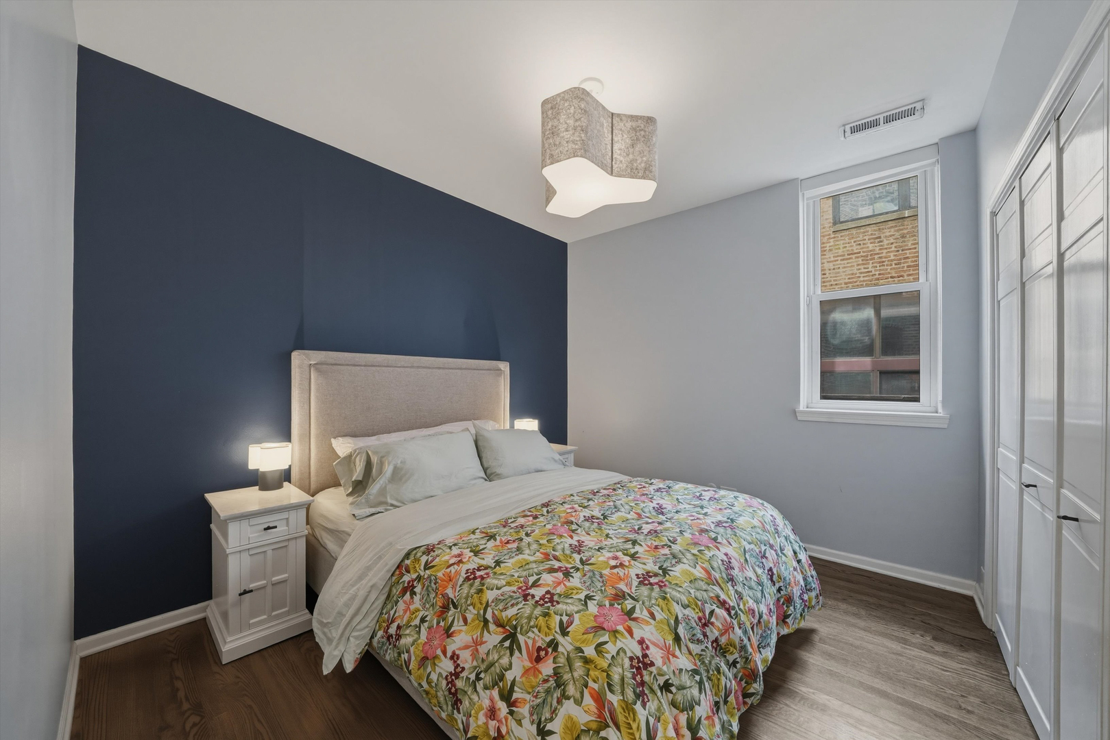 2234 N Racine Avenue Unit: 1S