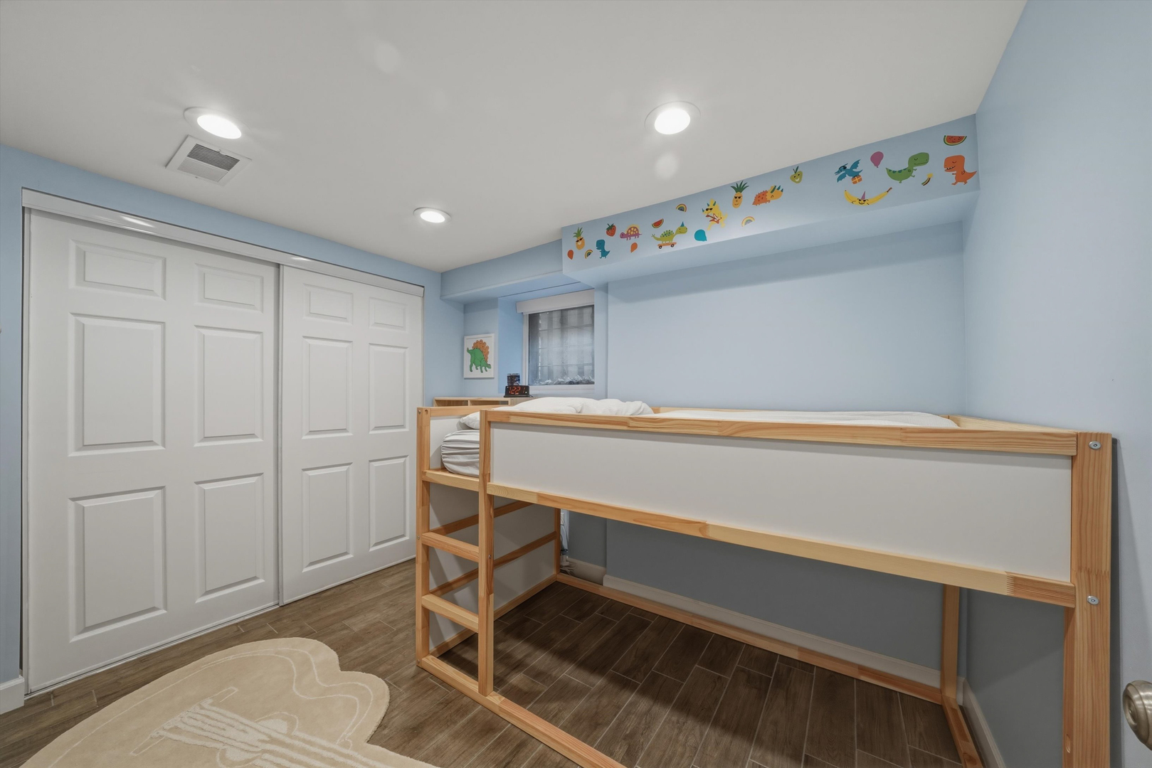2234 N Racine Avenue Unit: 1S