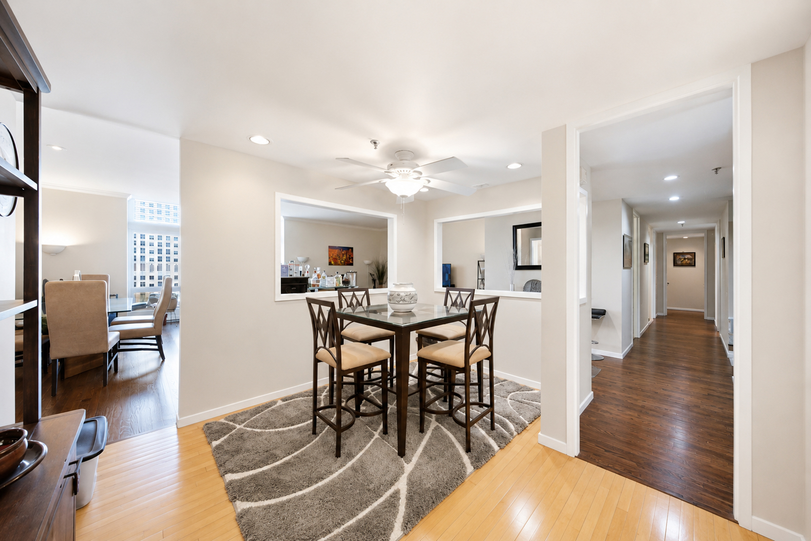 680 N Lake Shore Drive Unit: 822