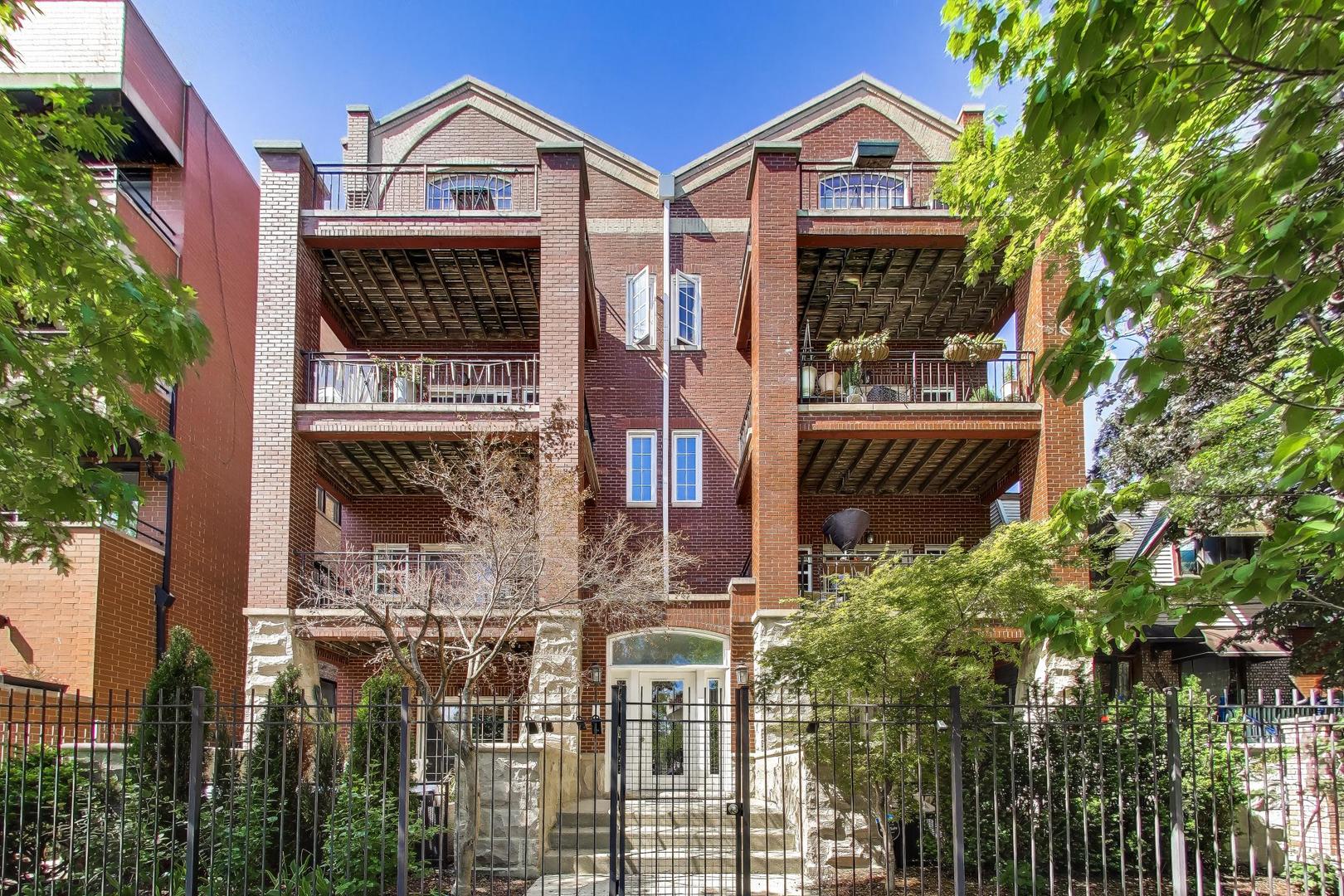 930 W Cuyler Avenue Unit: 2R