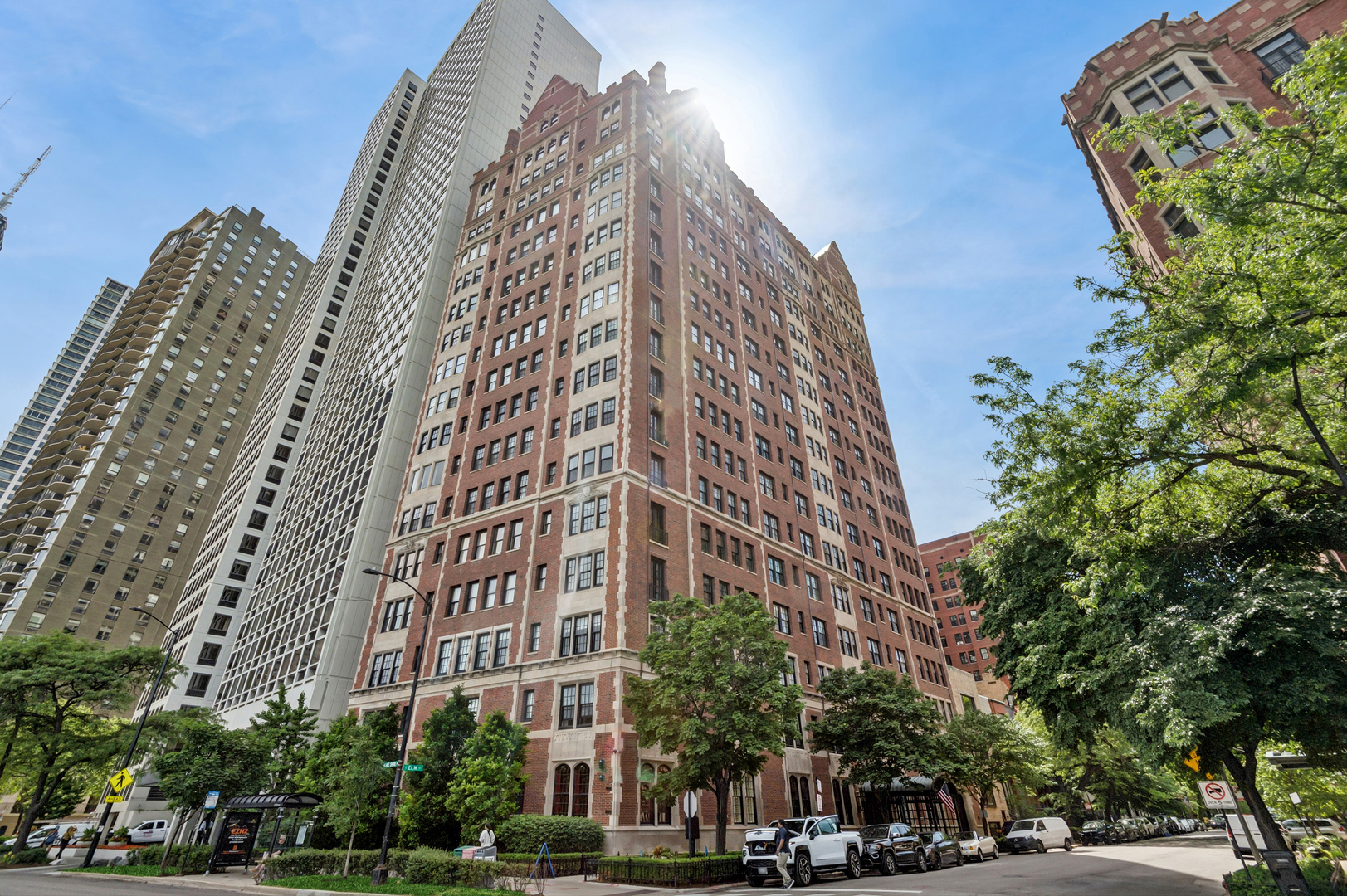 1120 N Lake Shore Drive Unit: 1B
