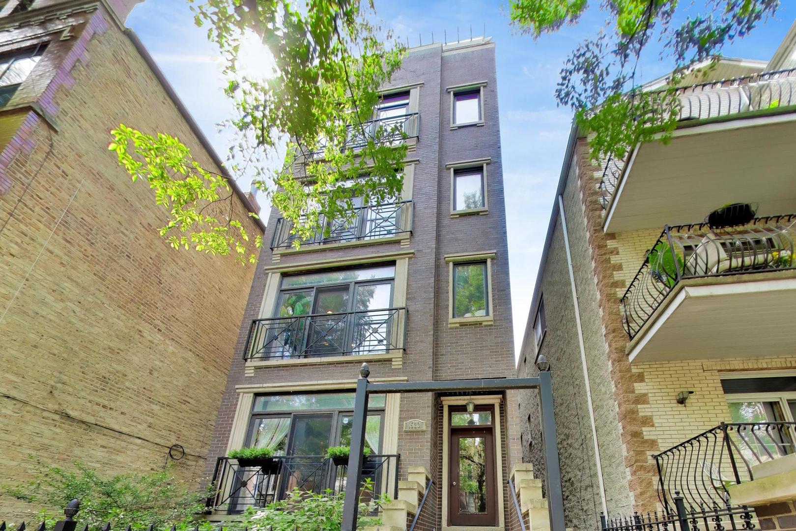1523 W THOMAS Street Unit: 2