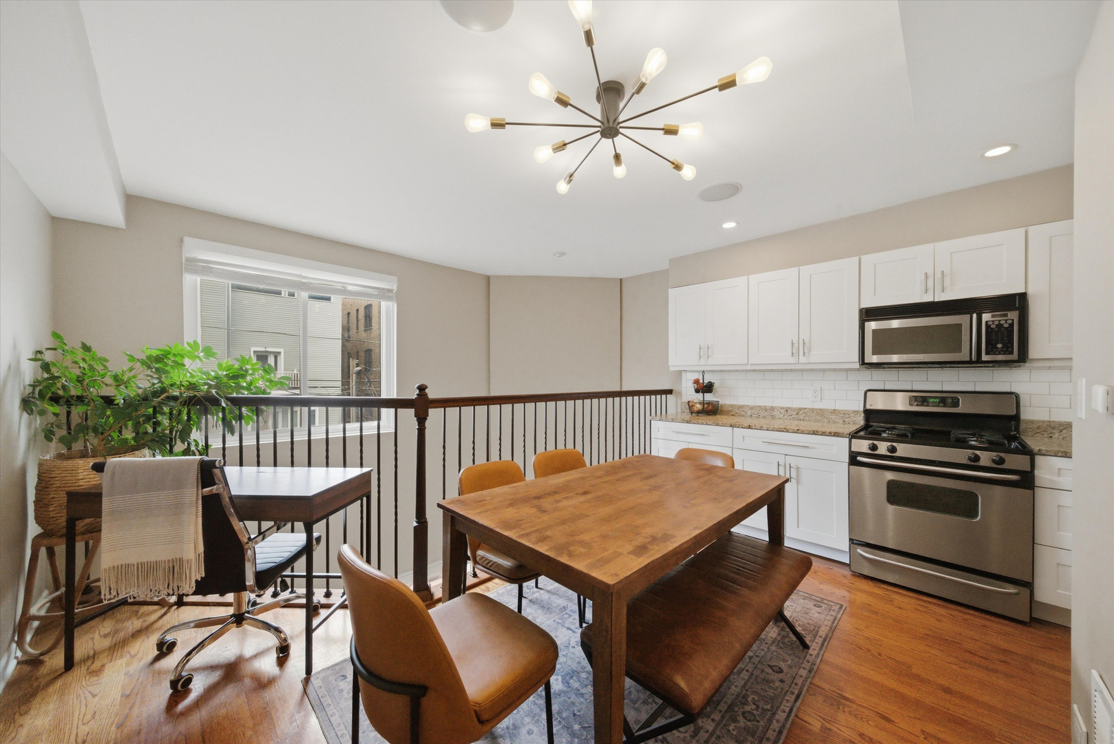3759 N Kenmore Avenue Unit: H