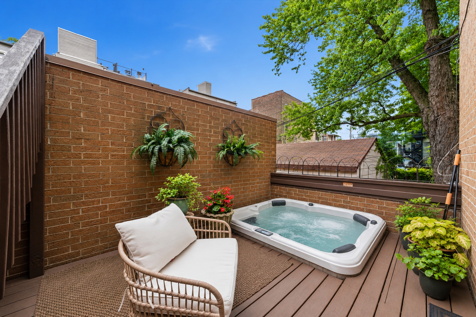 3759 N Kenmore Avenue Unit: H