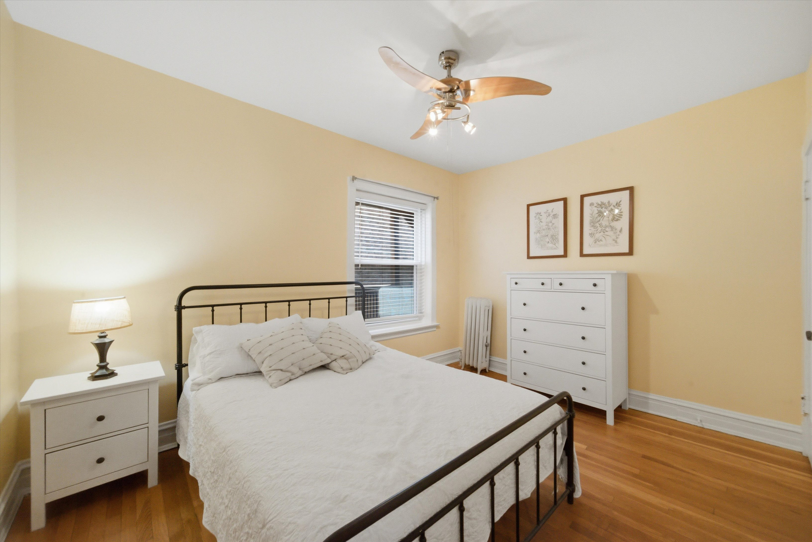 1425 W Summerdale Avenue Unit: 2AB