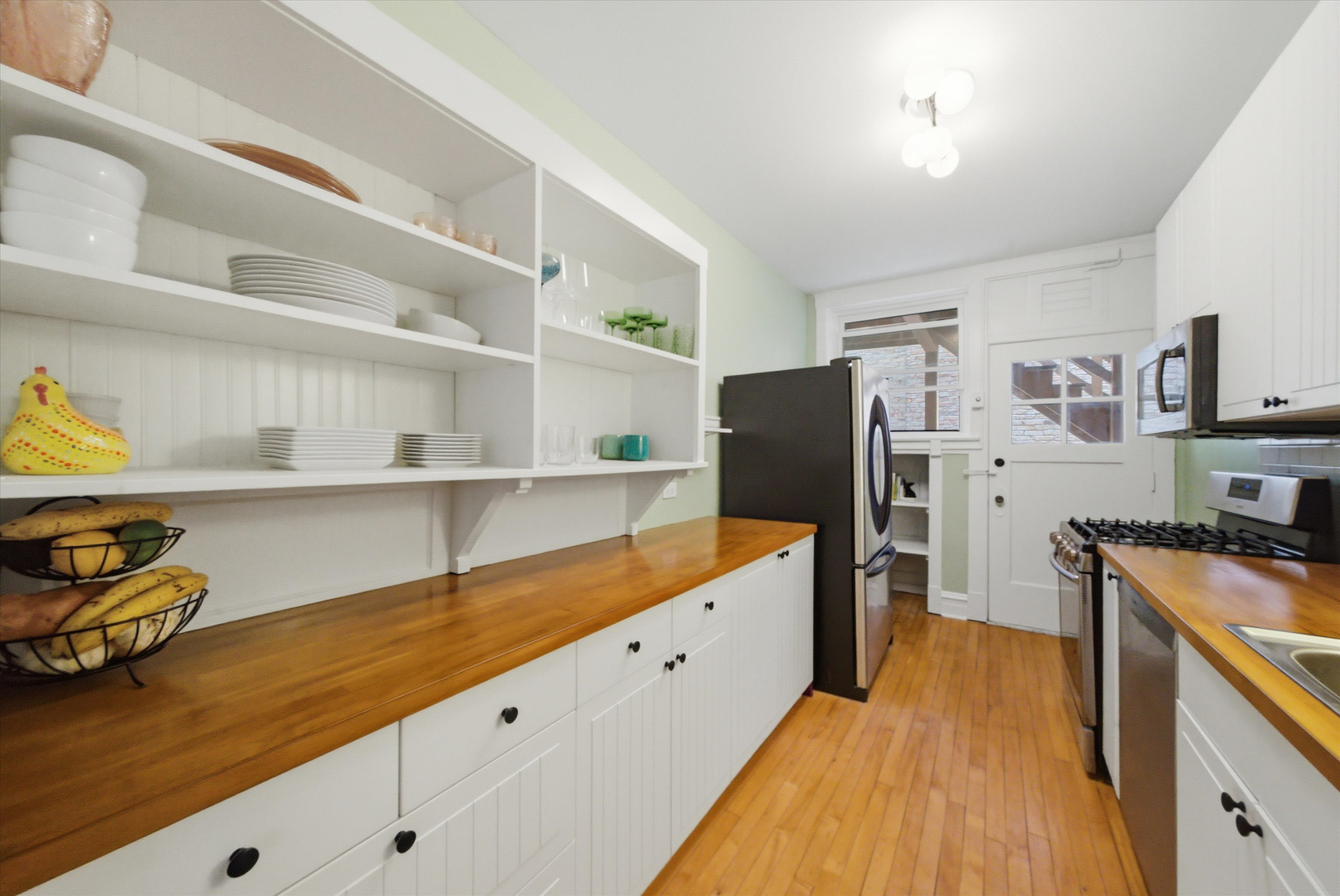 1425 W Summerdale Avenue Unit: 2AB