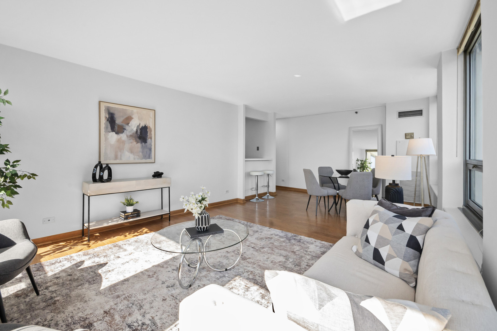 440 N Wabash Avenue Unit: 4905