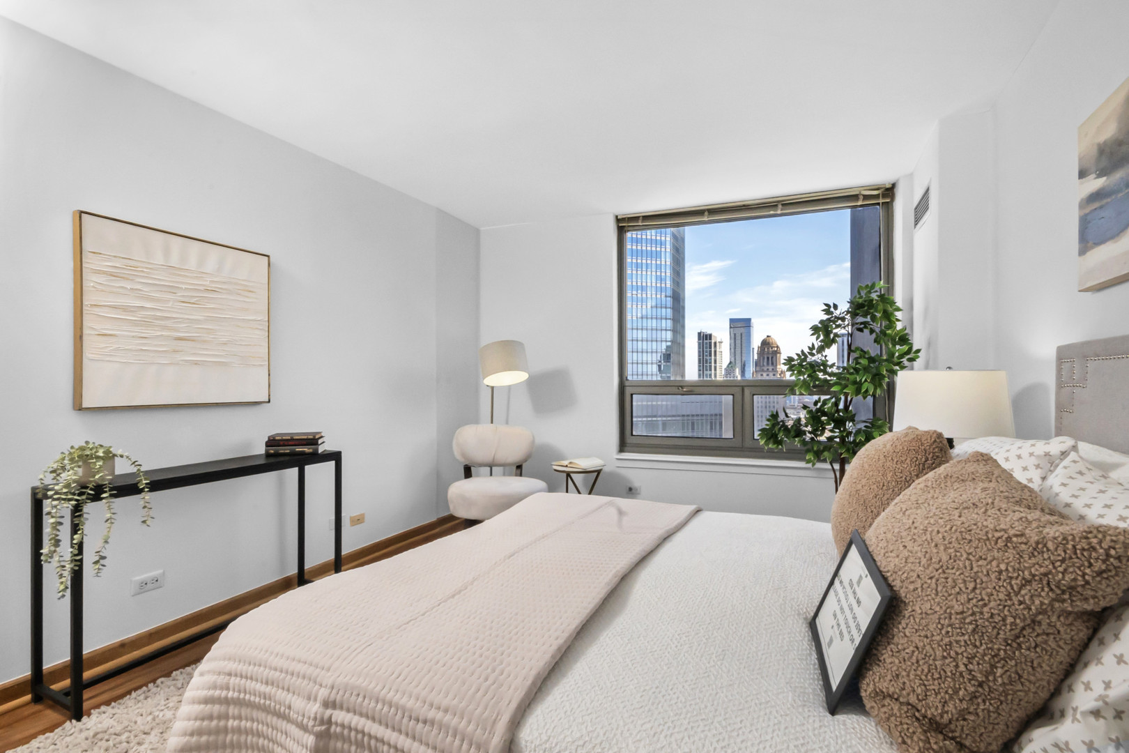 440 N Wabash Avenue Unit: 4905