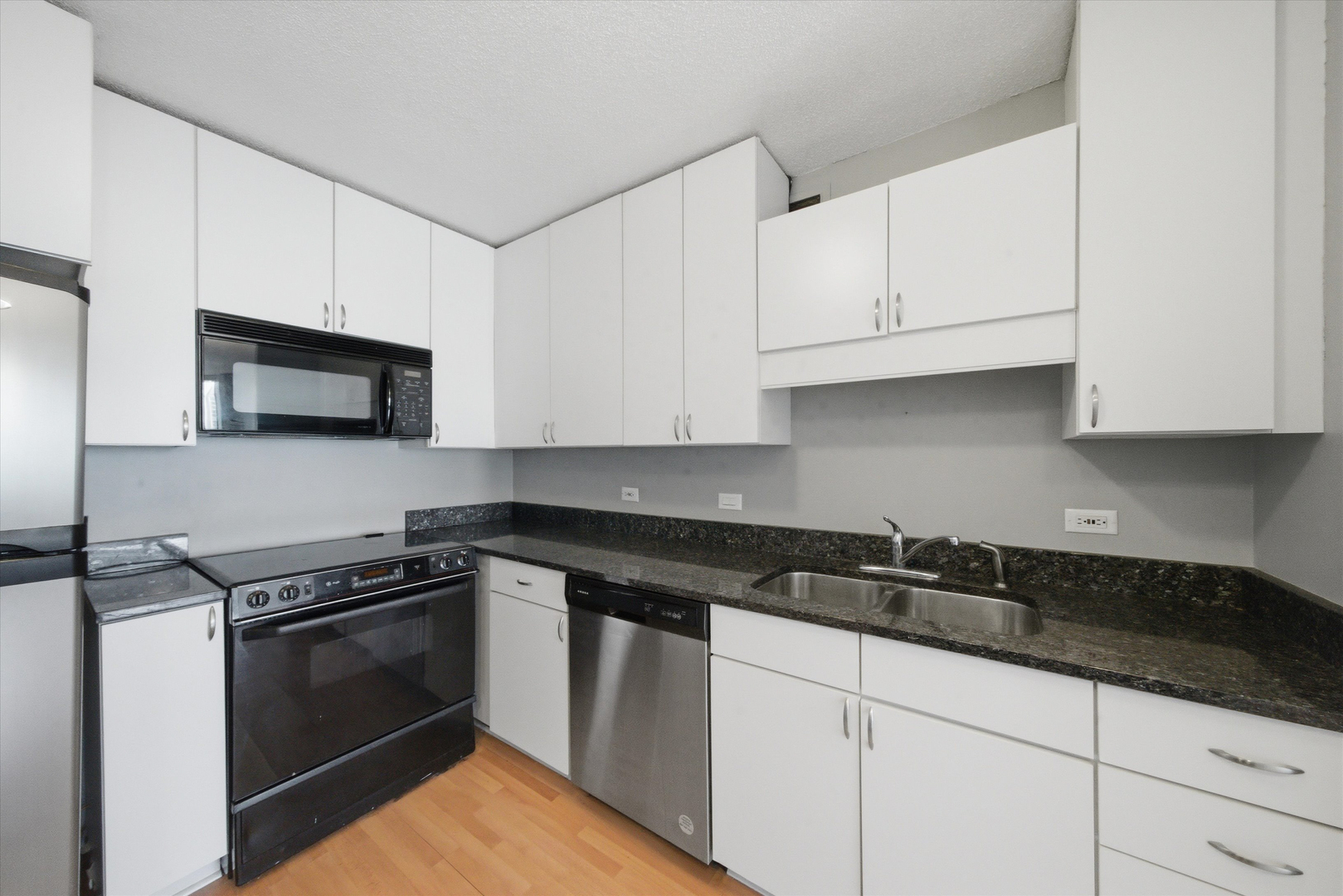 405 N Wabash Avenue Unit: 3911