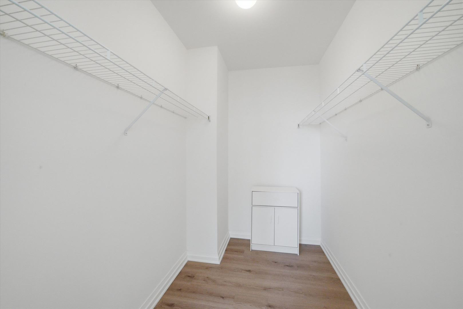 33 W Ontario Street Unit: 29I