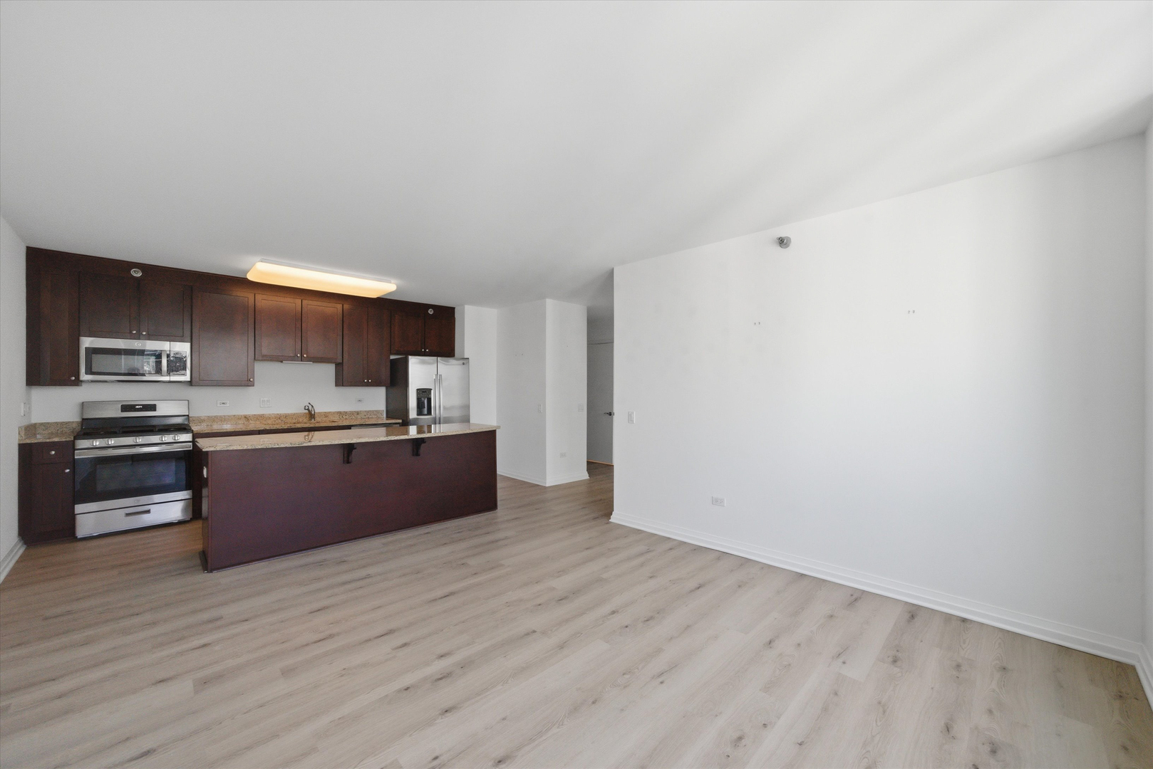 33 W Ontario Street Unit: 29I