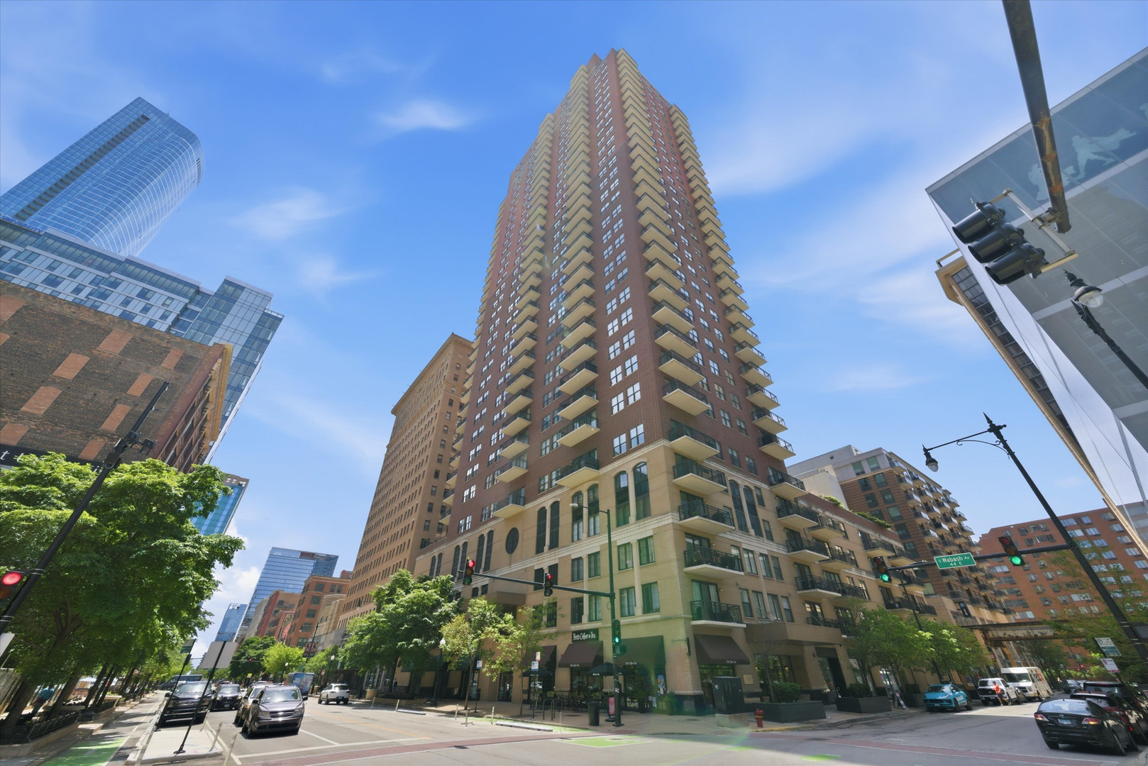 41 E 8TH Street Unit: 2901