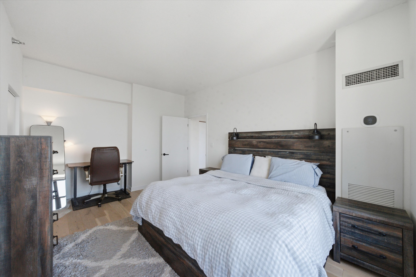 41 E 8TH Street Unit: 2901