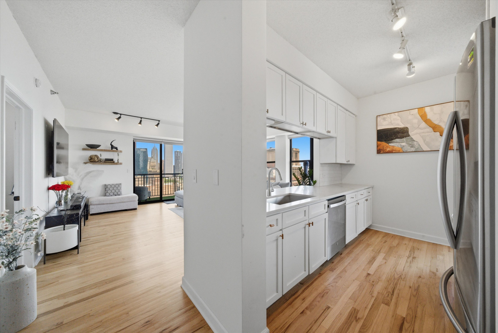 41 E 8TH Street Unit: 2901