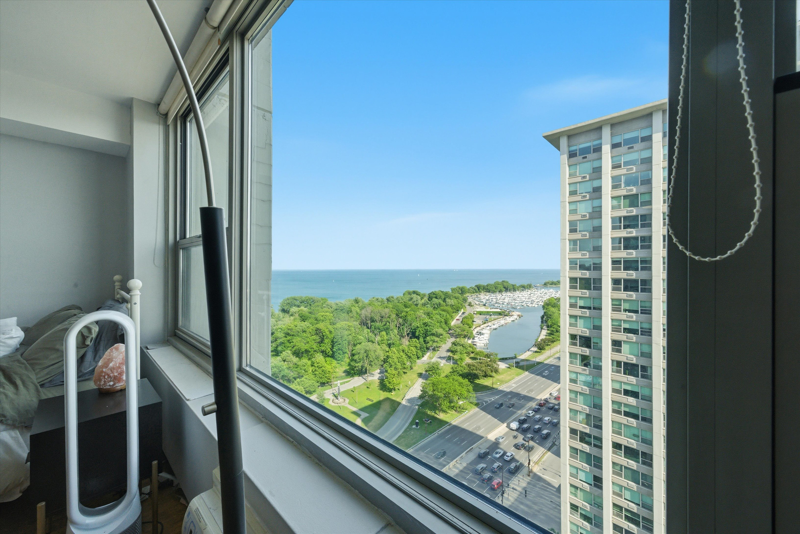 3600 N Lake Shore Drive Unit: 2217
