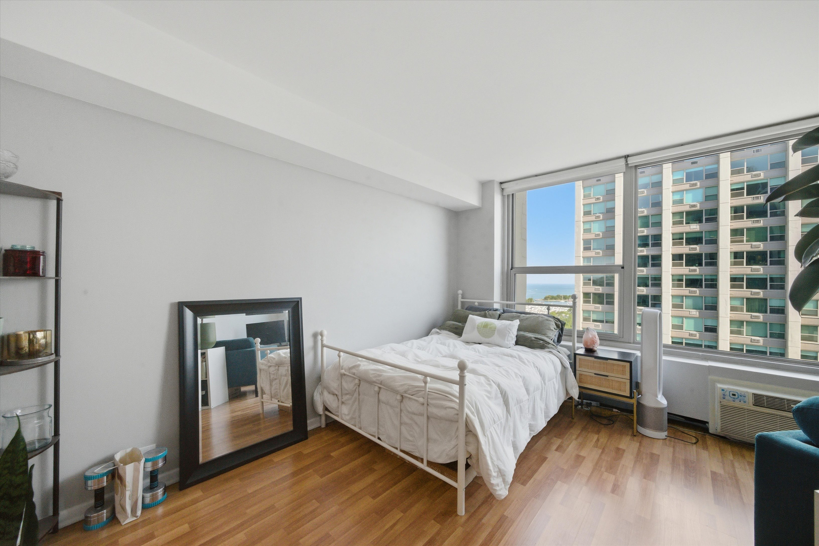 3600 N Lake Shore Drive Unit: 2217