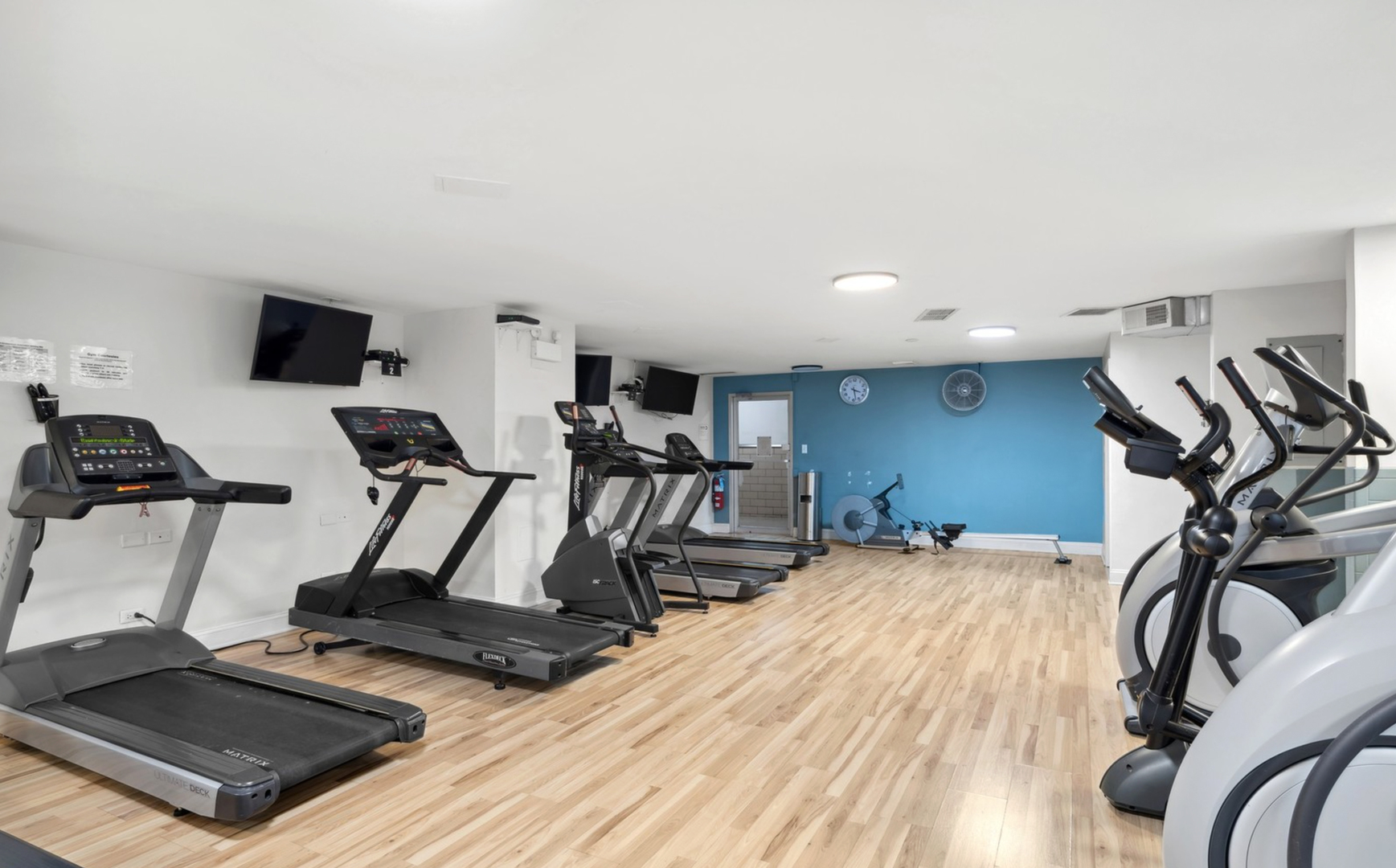 3600 N Lake Shore Drive Unit: 2217