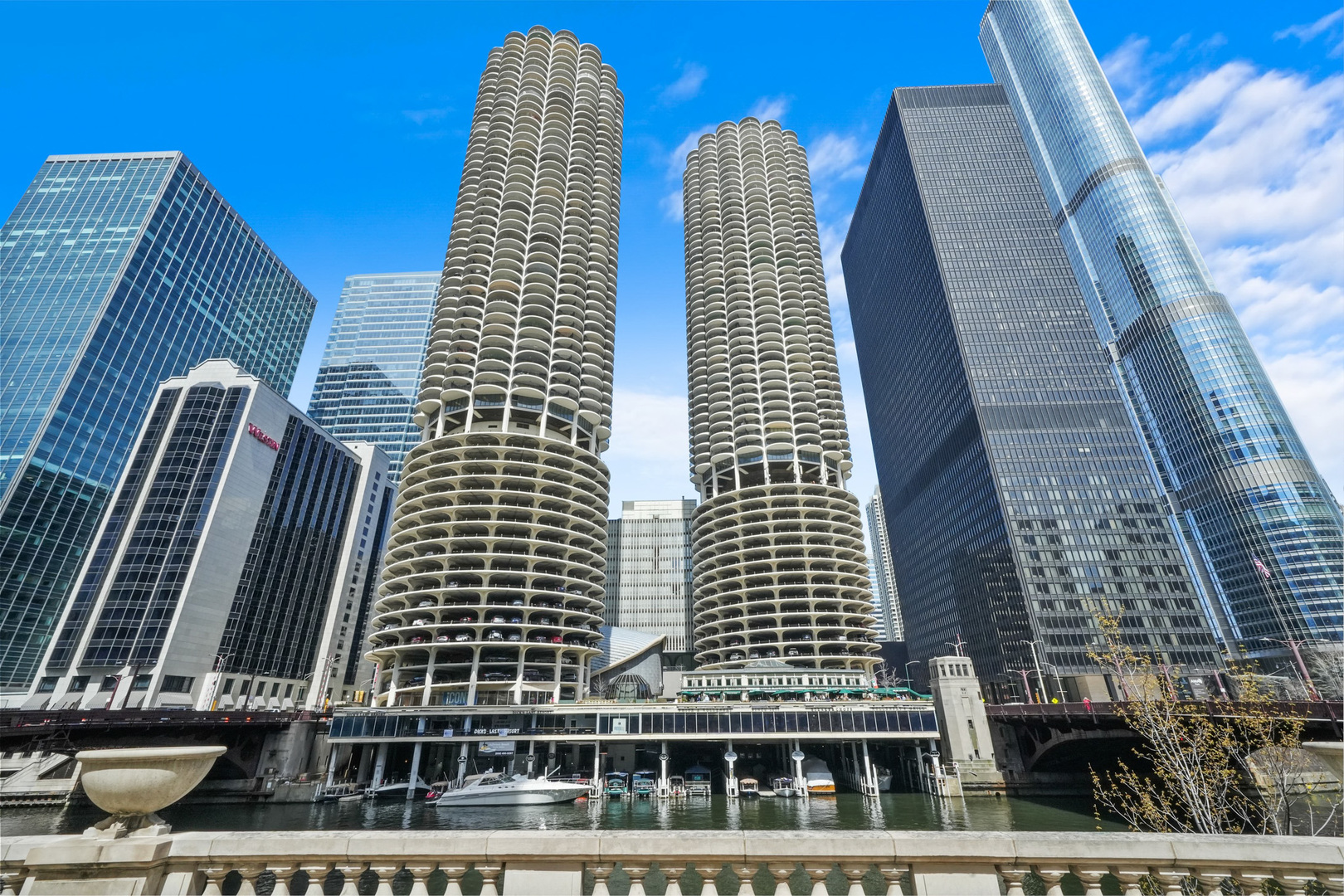 300 N State Street Unit: 5306