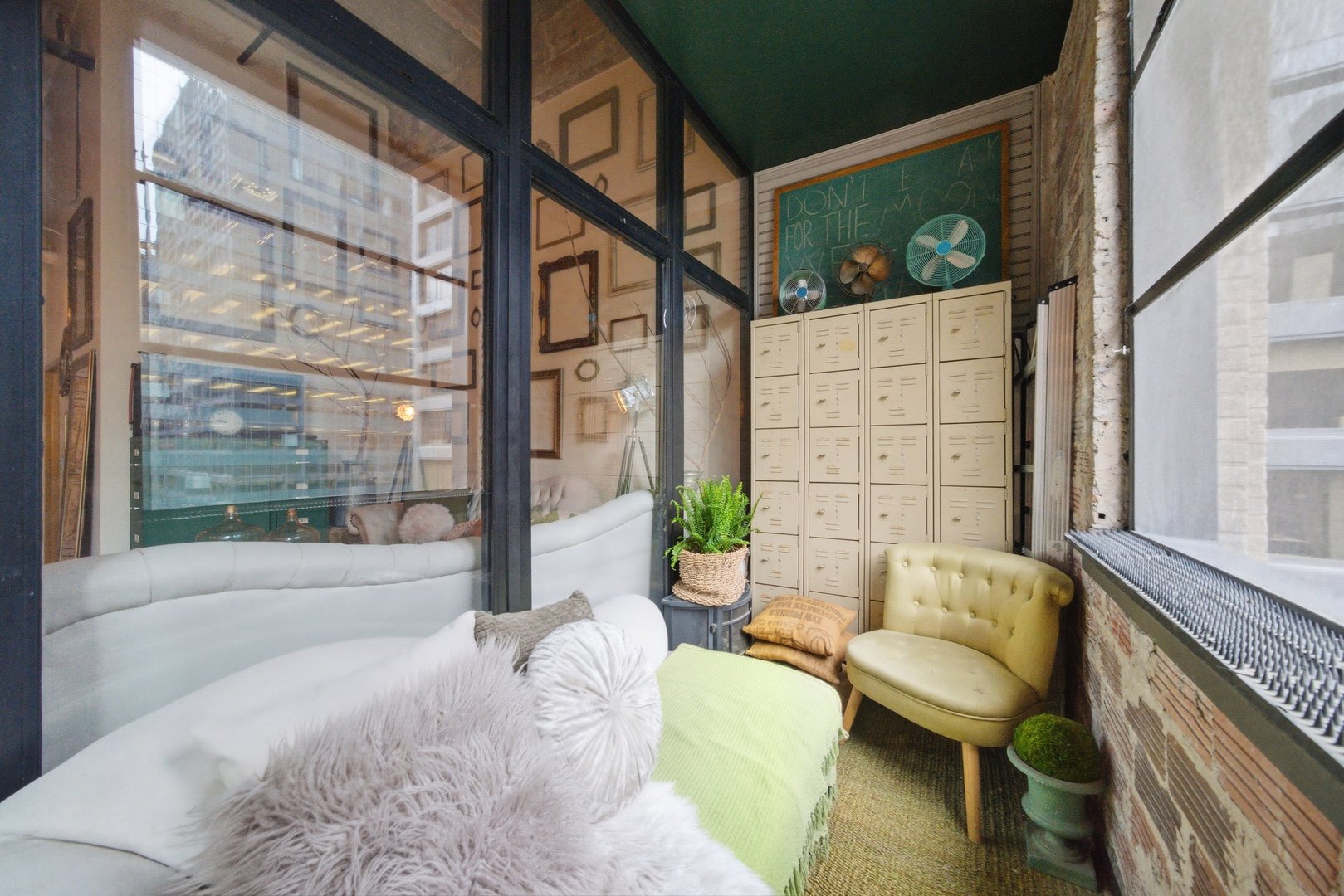 20 N State Street Unit: 1013