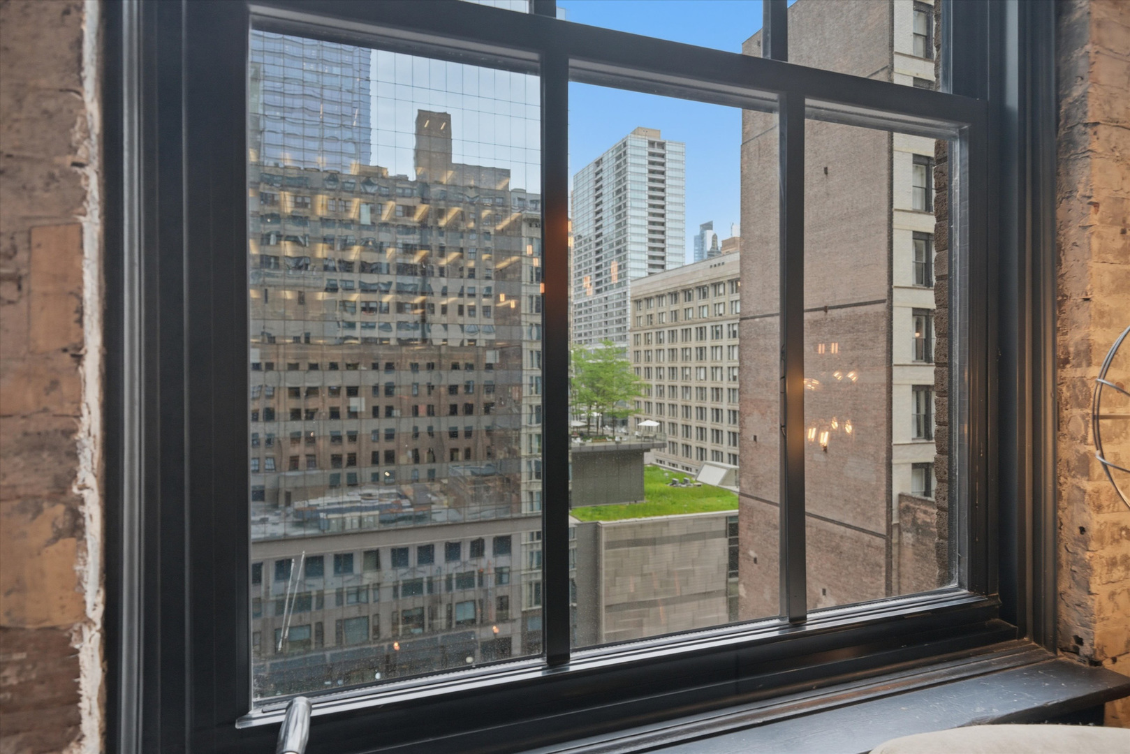 20 N State Street Unit: 1013