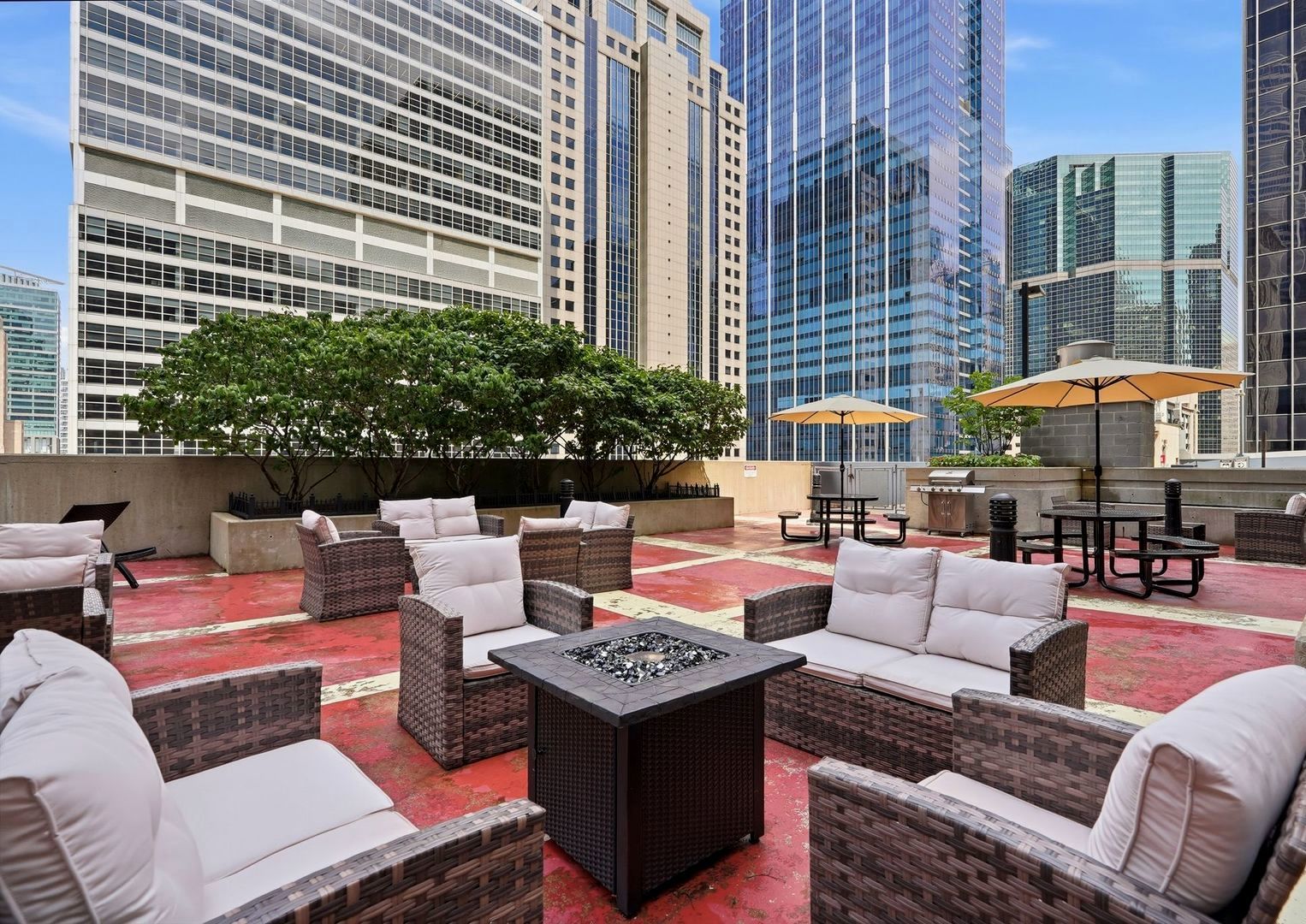 212 W Washington Street Unit: 1707