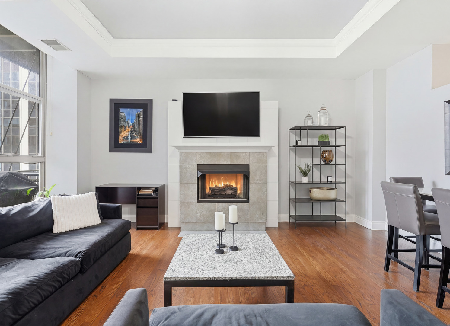 212 W Washington Street Unit: 1707