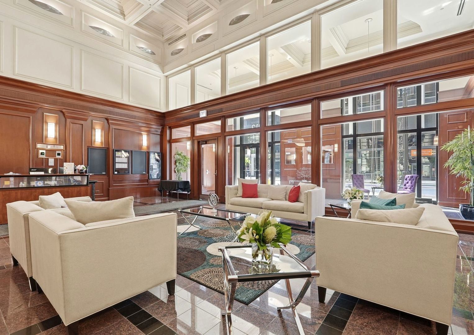 212 W Washington Street Unit: 1707
