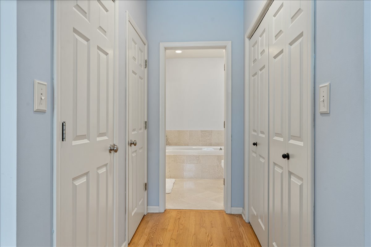3248 N Sheffield Avenue Unit: 3