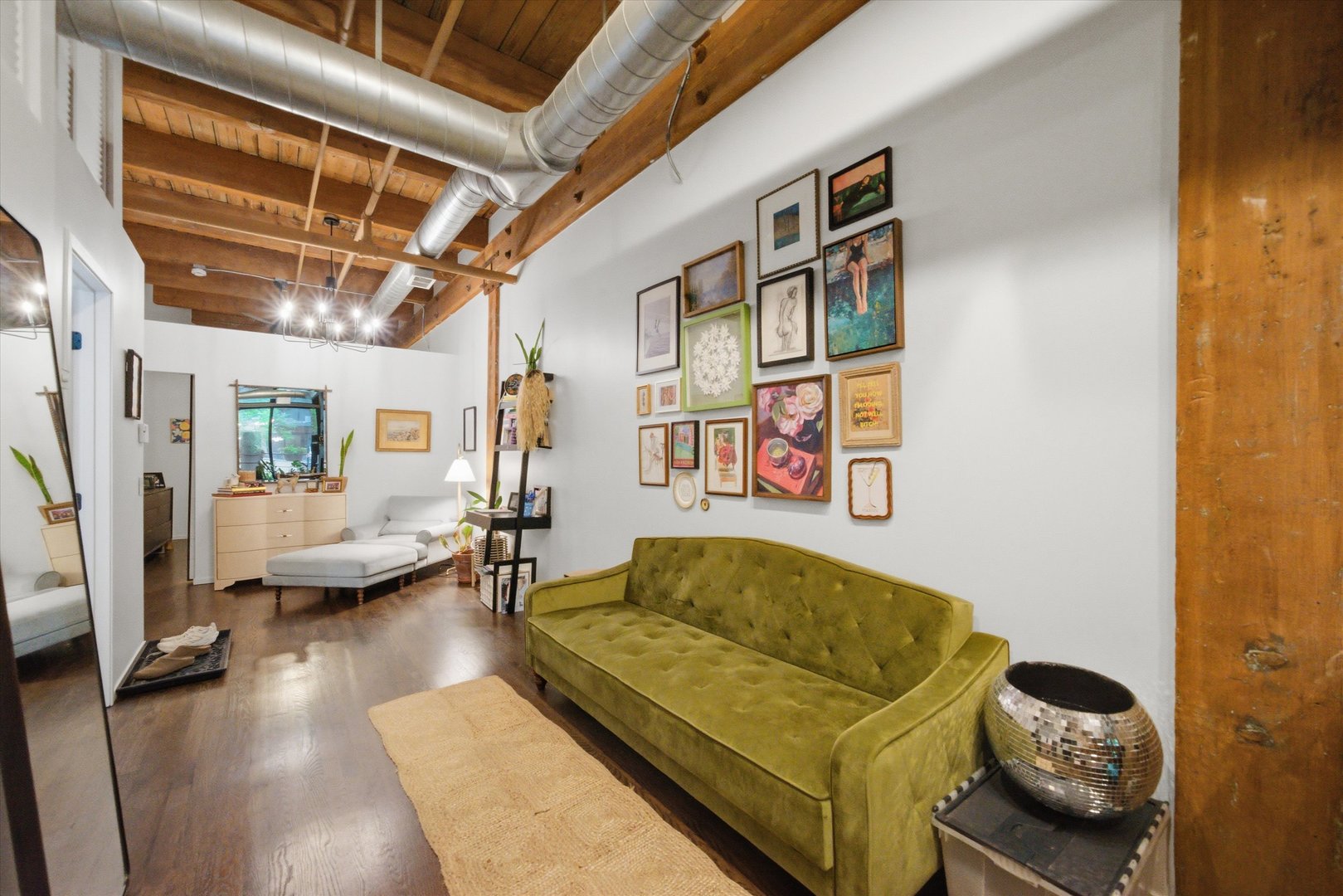 2300 W Wabansia Avenue Unit: 122