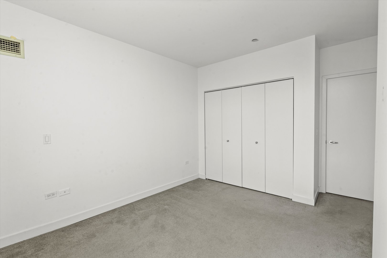 737 W Washington Boulevard Unit: 2804