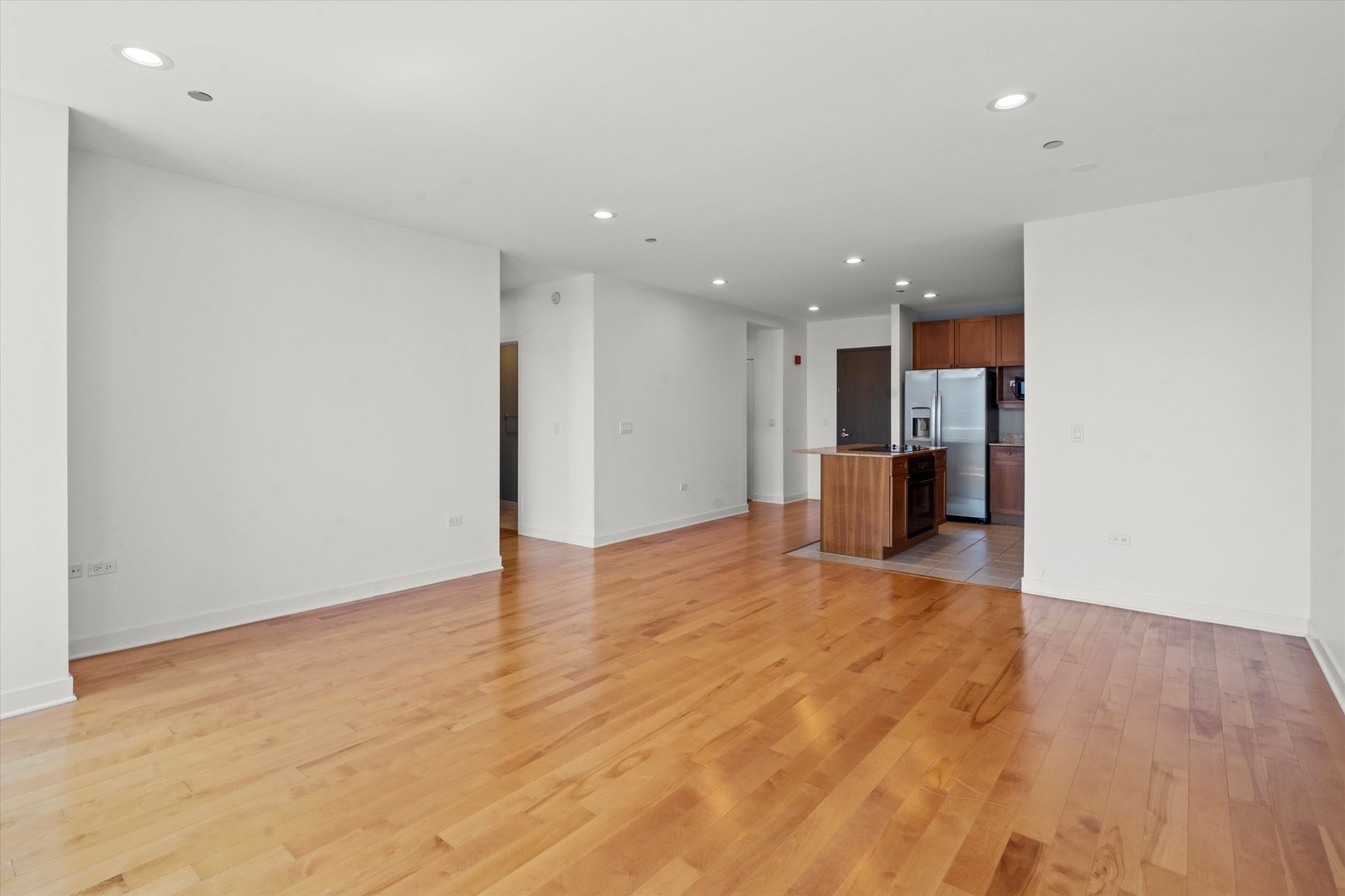 737 W Washington Boulevard Unit: 2804